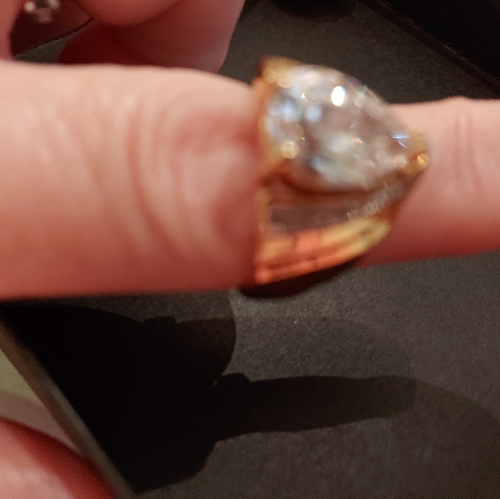 Ring - Picture 9 of 10